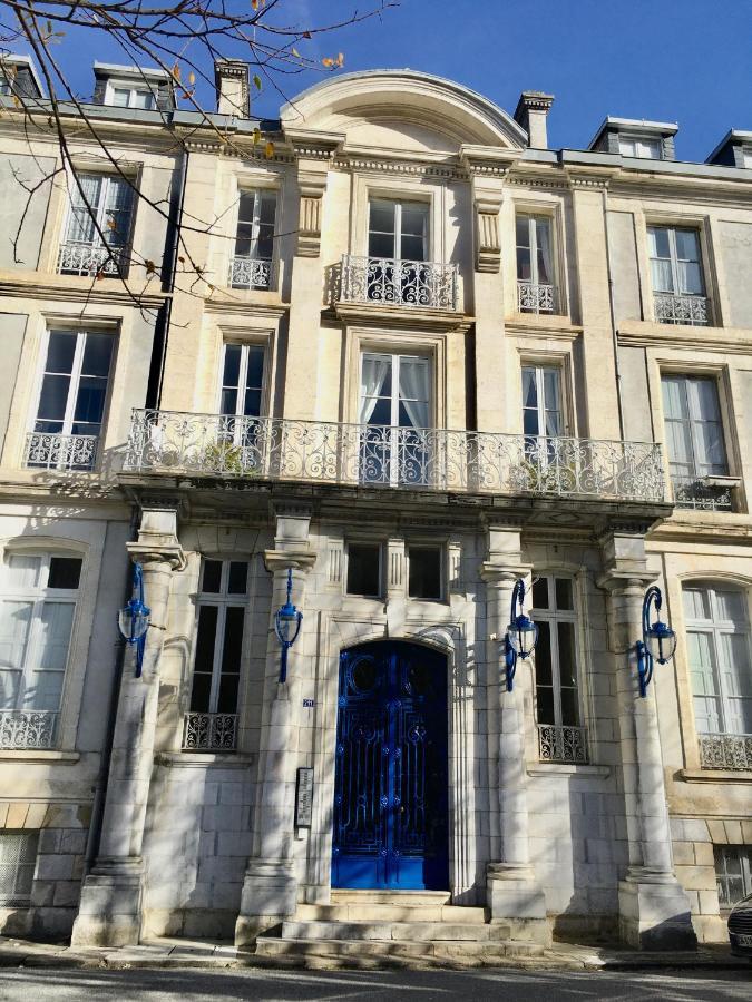 Studio 3 étoiles rénové, lumineux et cosy à 2 pas des thermes dans immeuble atypique Capvern Esterno foto