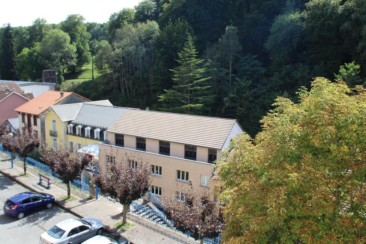Studio 3 étoiles rénové, lumineux et cosy à 2 pas des thermes dans immeuble atypique Capvern Esterno foto